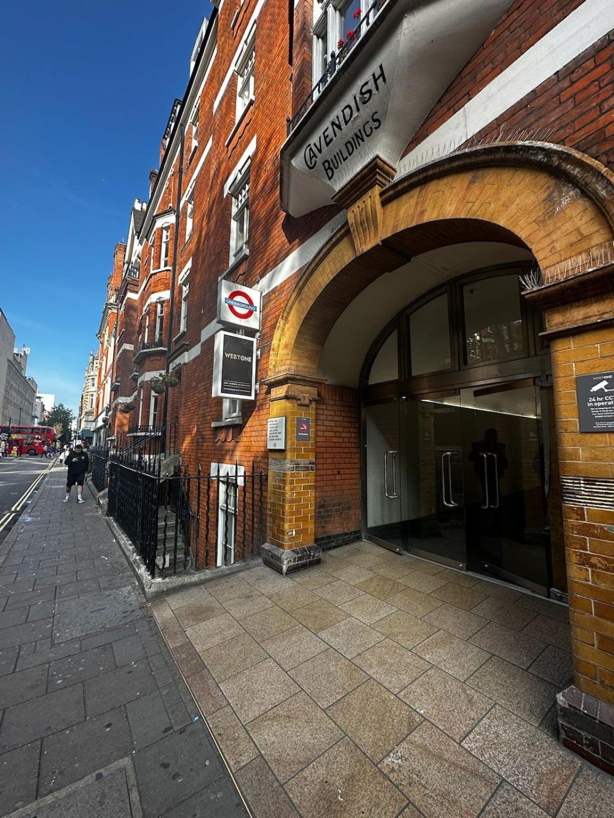 2 Bed In Oxford Street