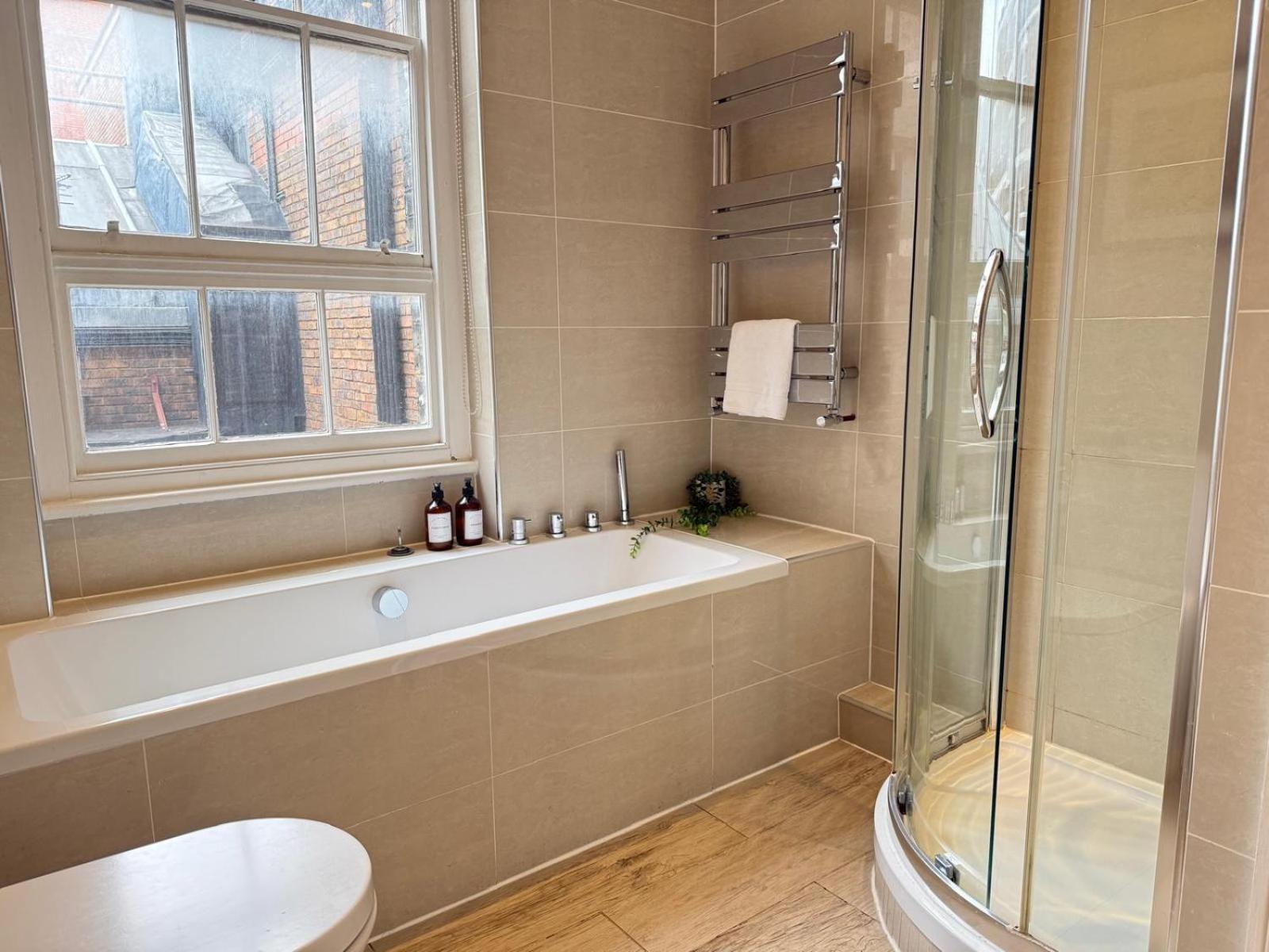 Appartamento 2 Bed In Oxford Street Londra