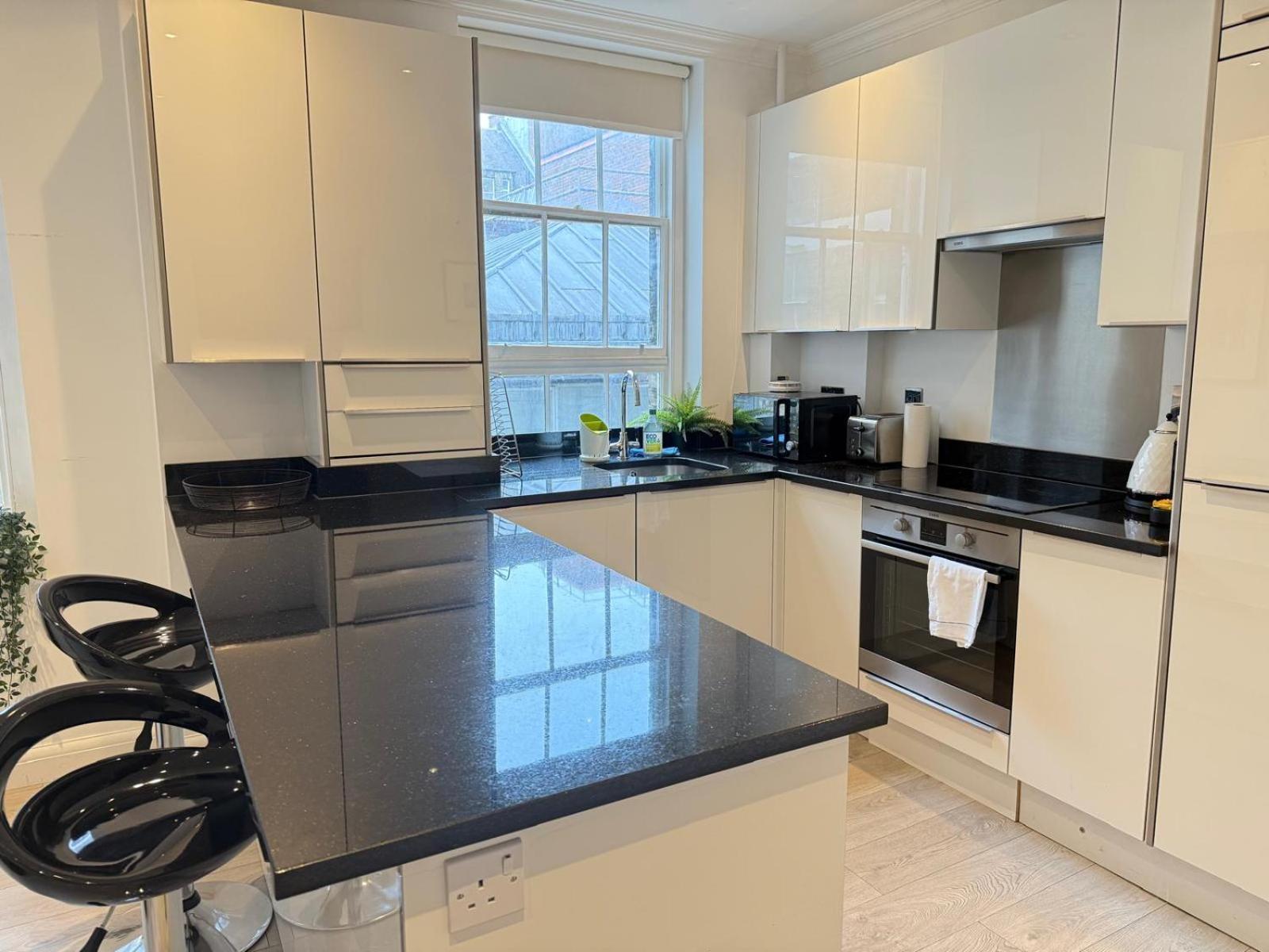 Appartamento 2 Bed In Oxford Street Londra