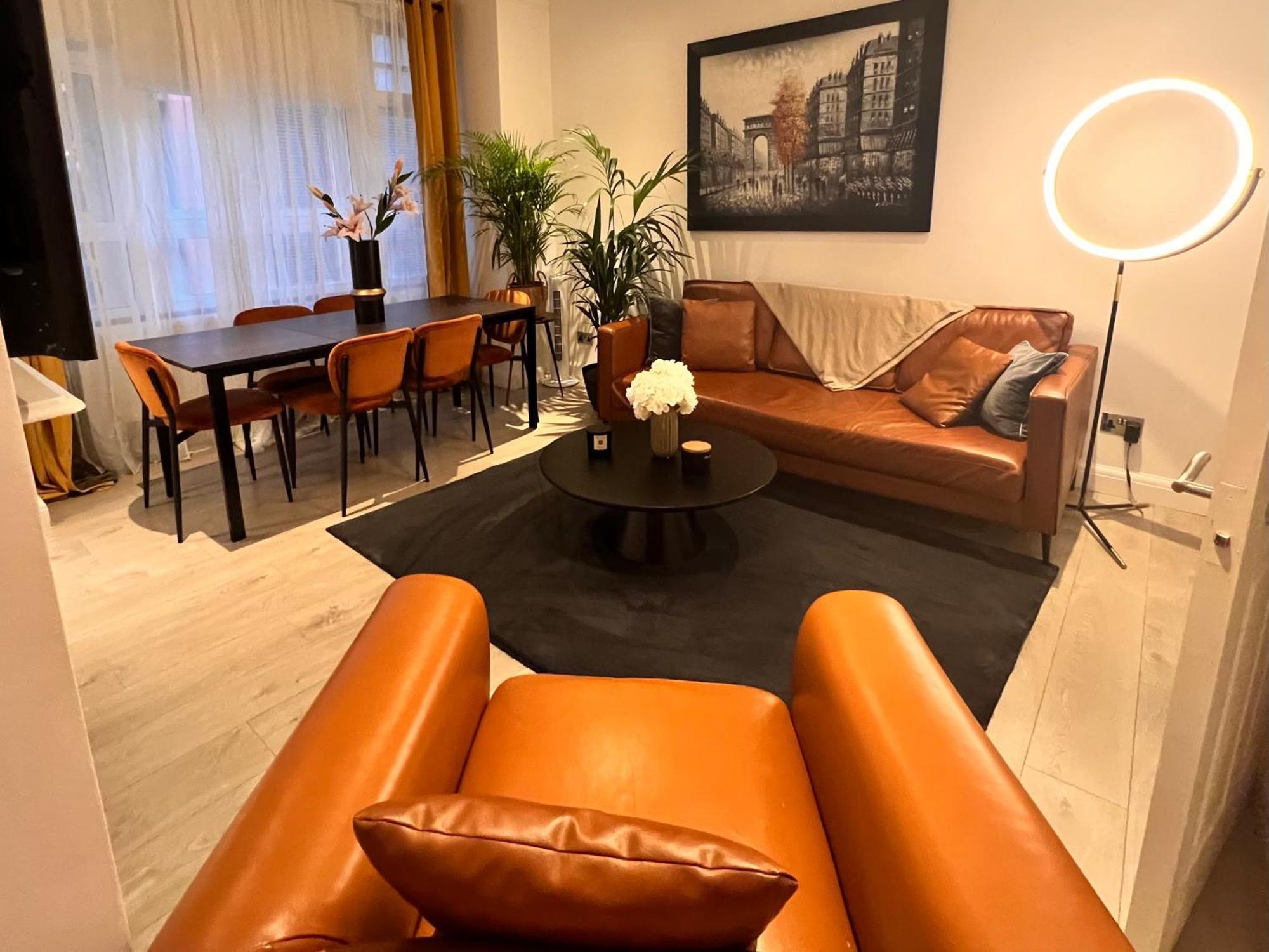 2 Bed In Oxford Street